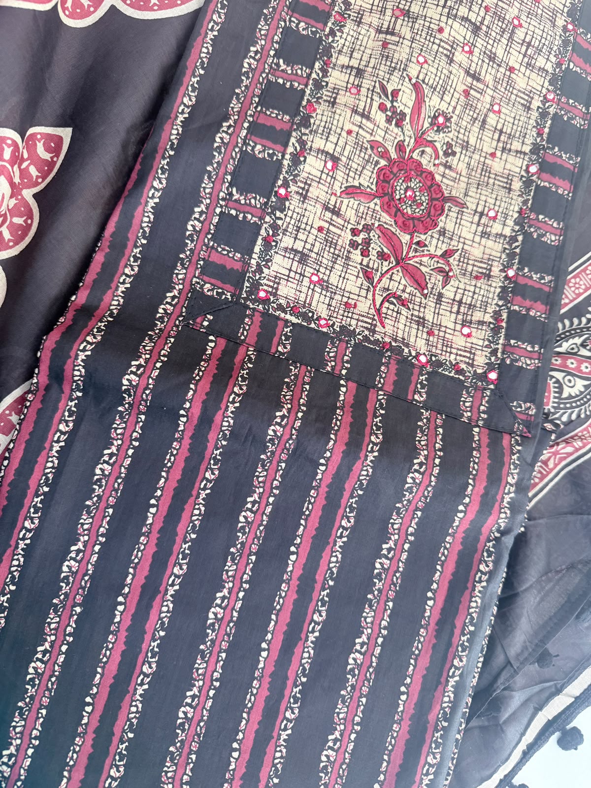Black mehroon thread work printed Cotton Suit - Image 2